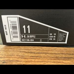 Under Armour Ripple Black Not in box